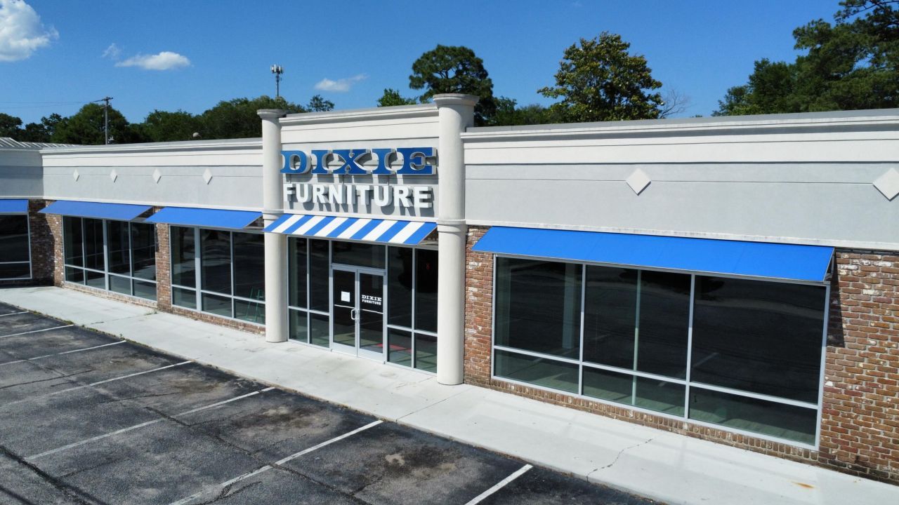 5550 Rivers Avenue Photo 6