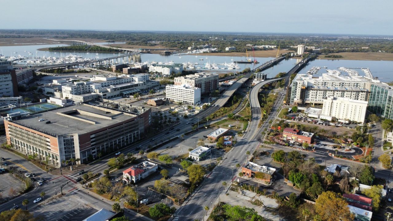 221 Spring Street Photo 7