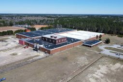 1497 Industrial Road photo 4