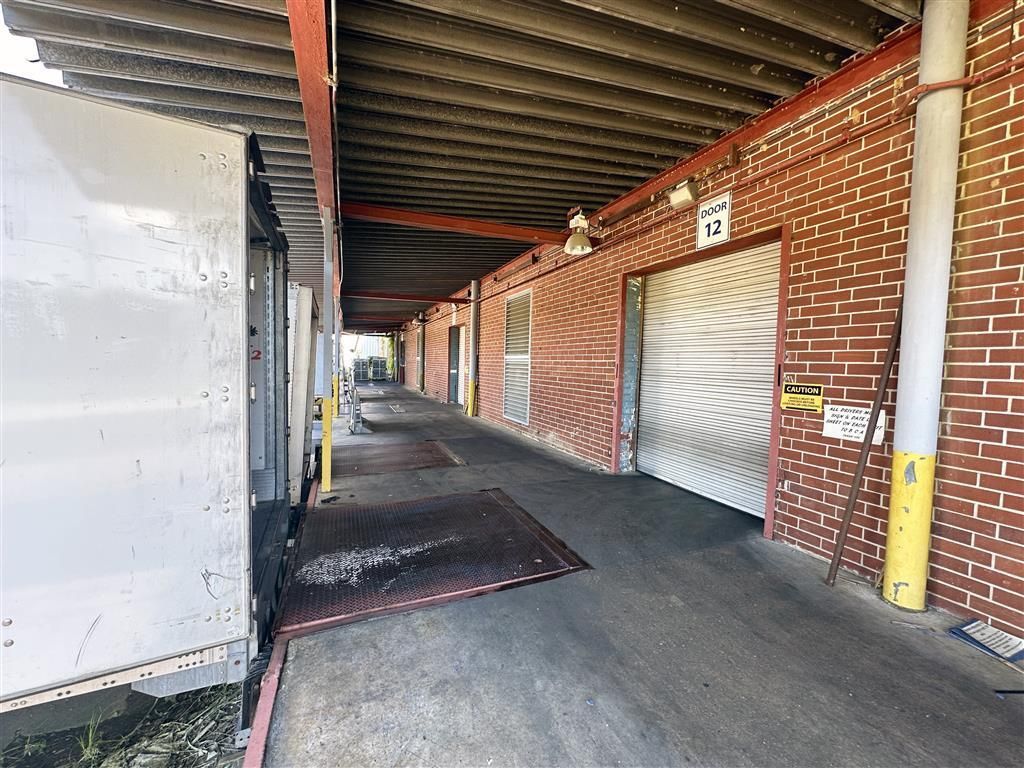 1000 Bicycle Way Photo 22