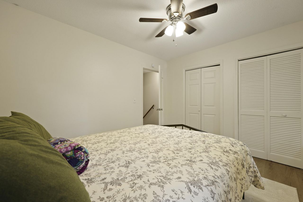 258 Fleming Road Photo 17