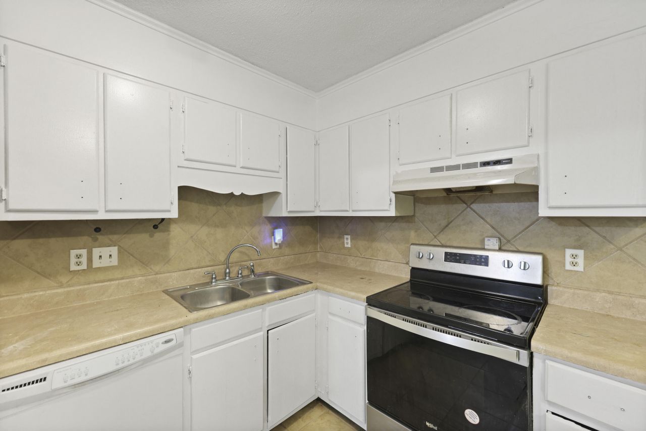 258 Fleming Road Photo 23