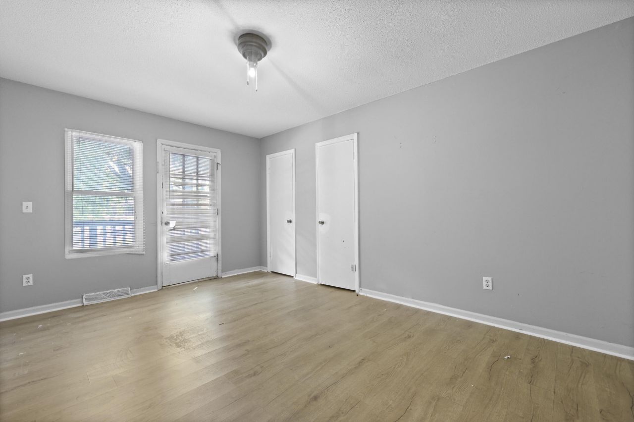 258 Fleming Road Photo 26