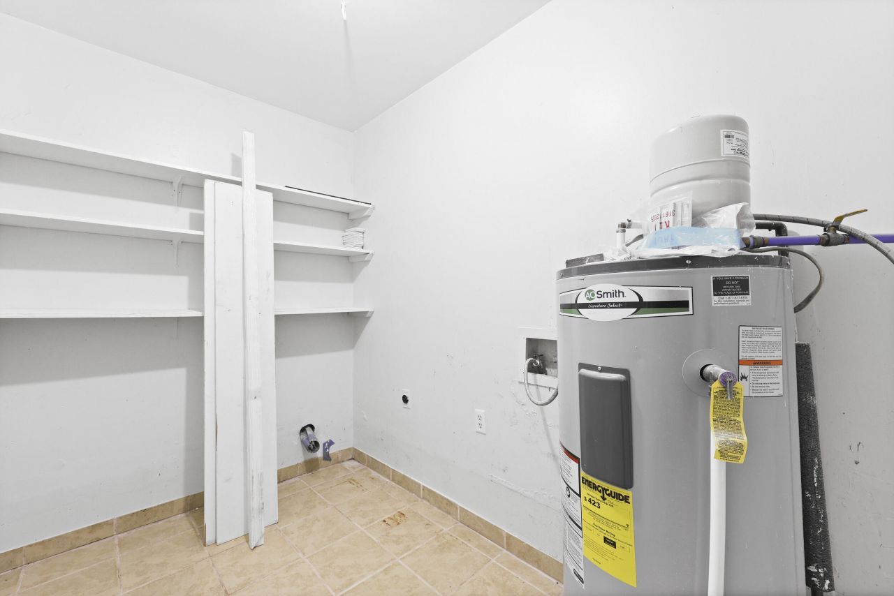 258 Fleming Road Photo 32