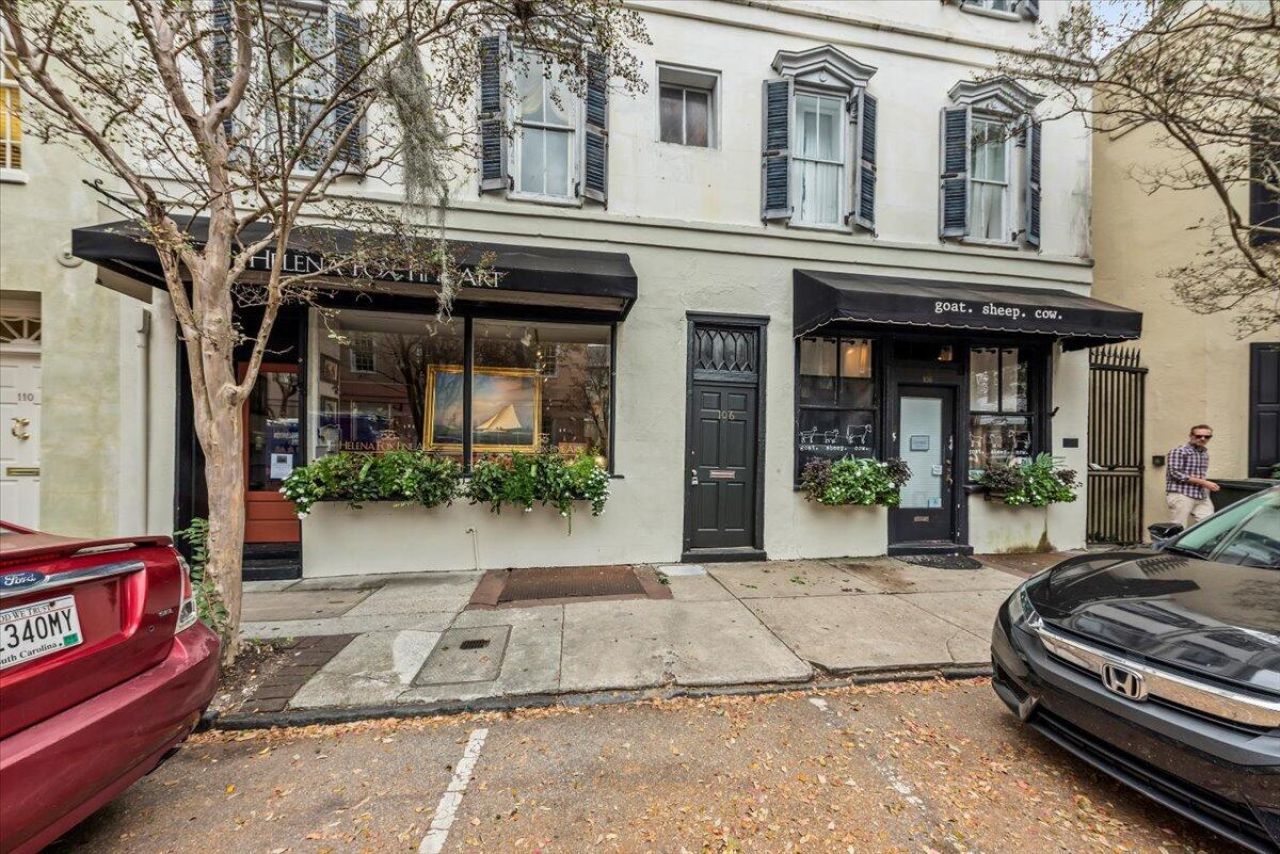 106 Church Street Photo 4