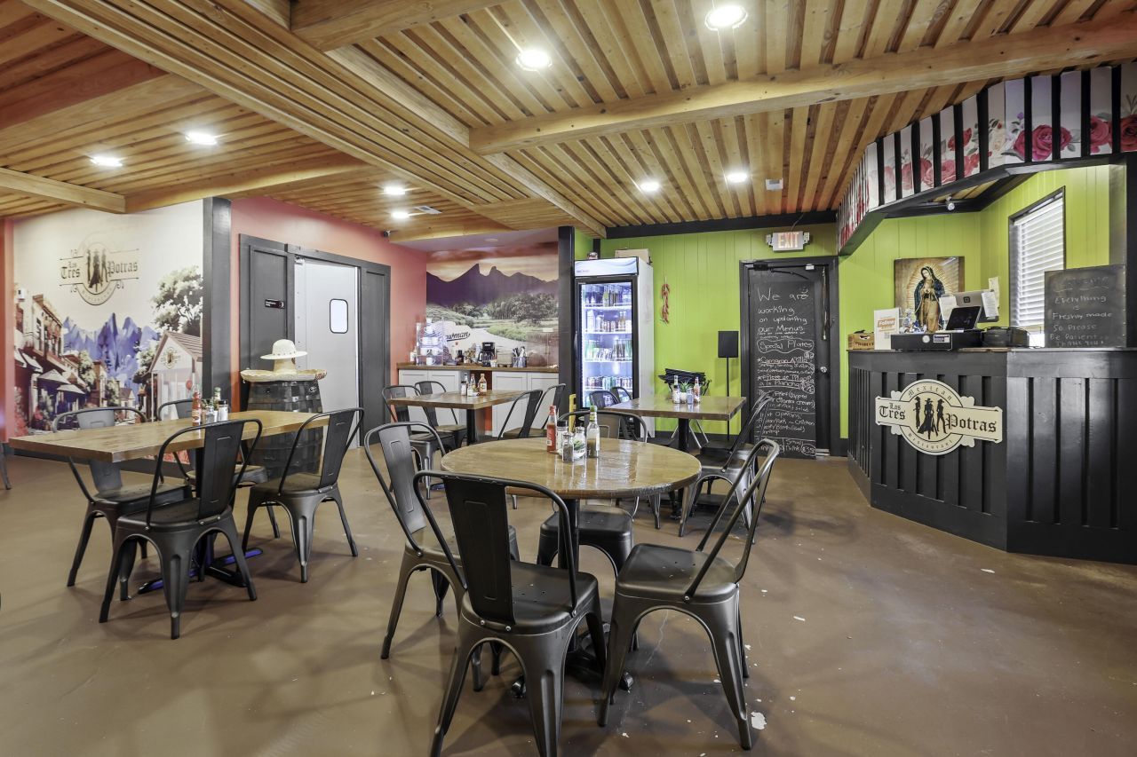 6718 Charleston Highway Photo 3