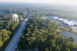 565 Robert Smalls Parkway photo 4