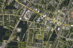 210 Heatley Street photo 4