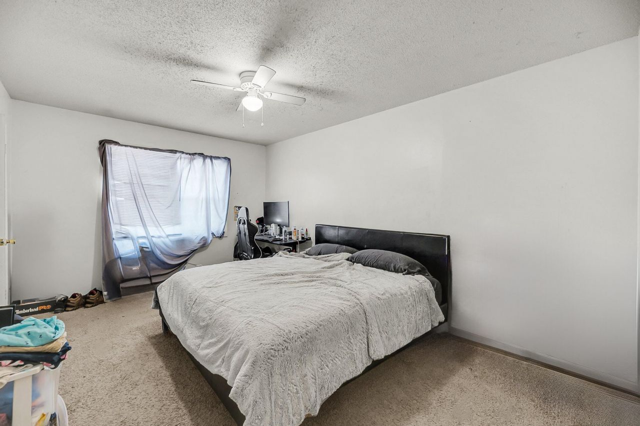 105/107 Magwood Drive Photo 35