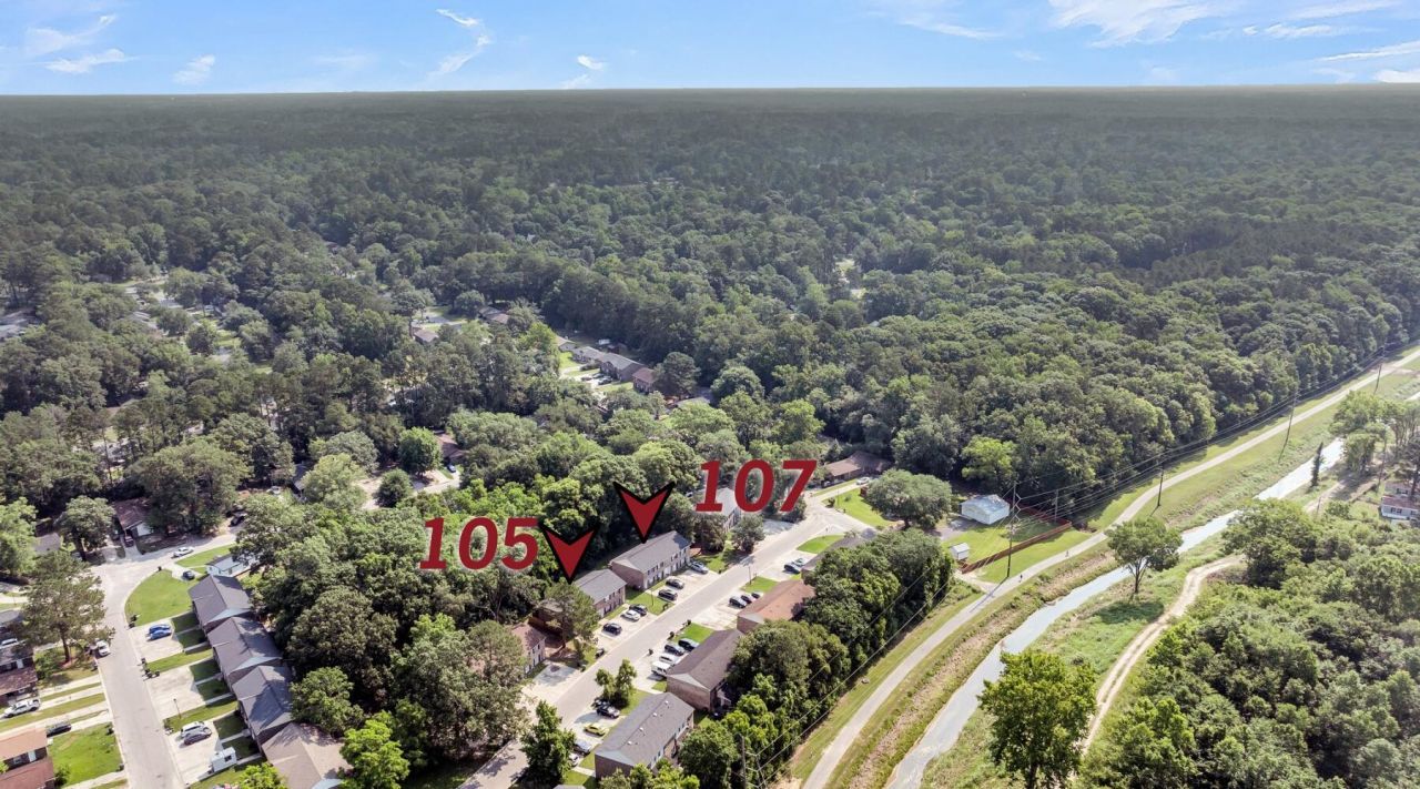 105/107 Magwood Drive Photo 8