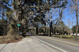 2040 River Road photo 4