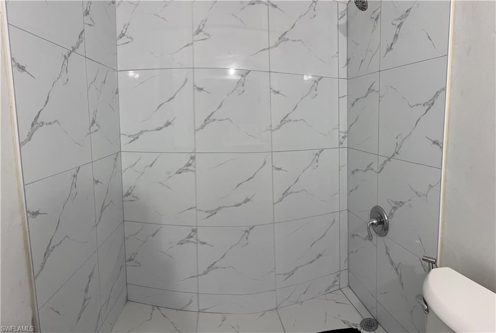 806 W 80 Pl, Hialeah, FL 33014 Photo