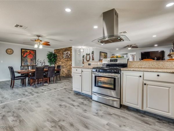 5403 Tamarus Street, Las Vegas, NV 89119