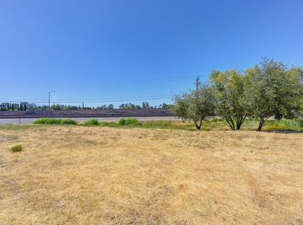 5500 China Garden Rd, Rocklin, CA 95677 Photo