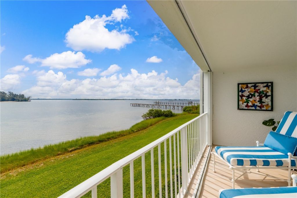 5914 S River Run Drive, Unit 5914, Sebastian, FL 32958 Photo