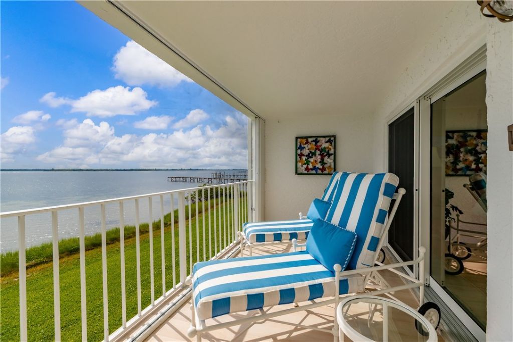 5914 S River Run Drive, Unit 5914, Sebastian, FL 32958 Photo