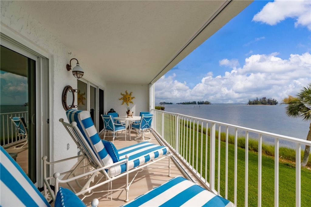 5914 S River Run Drive, Unit 5914, Sebastian, FL 32958 Photo