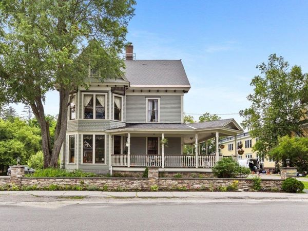 12 High Street, Lancaster, NH 03584