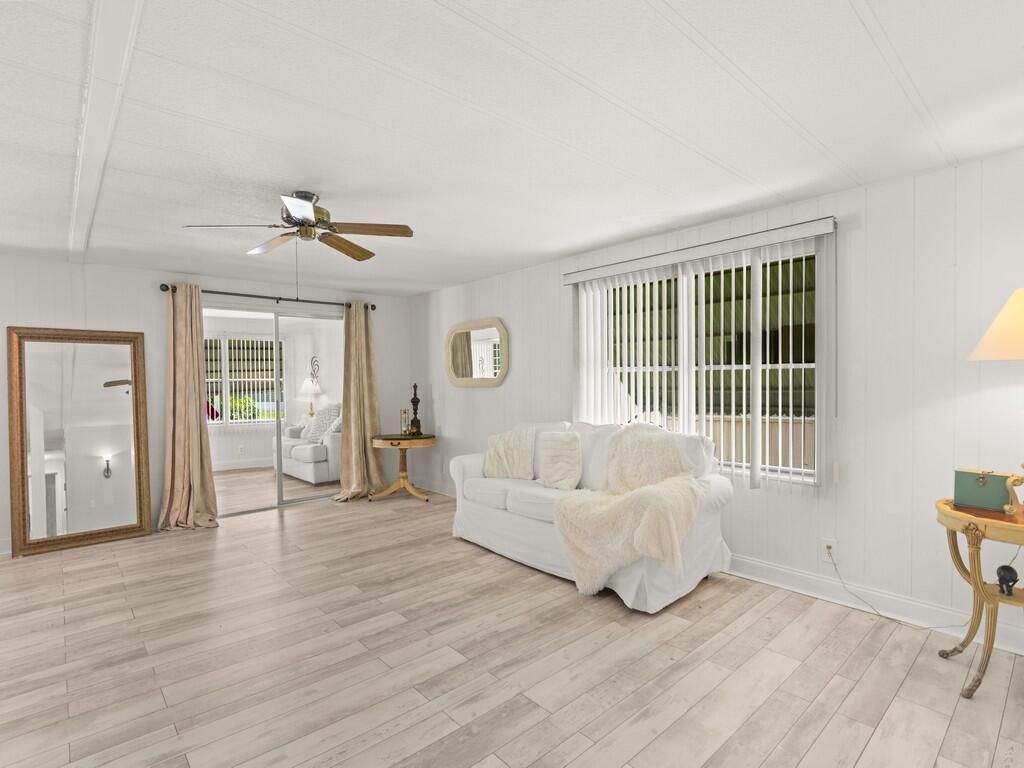 125 La Vaughn Circle, Jensen Beach, FL 34957 Photo