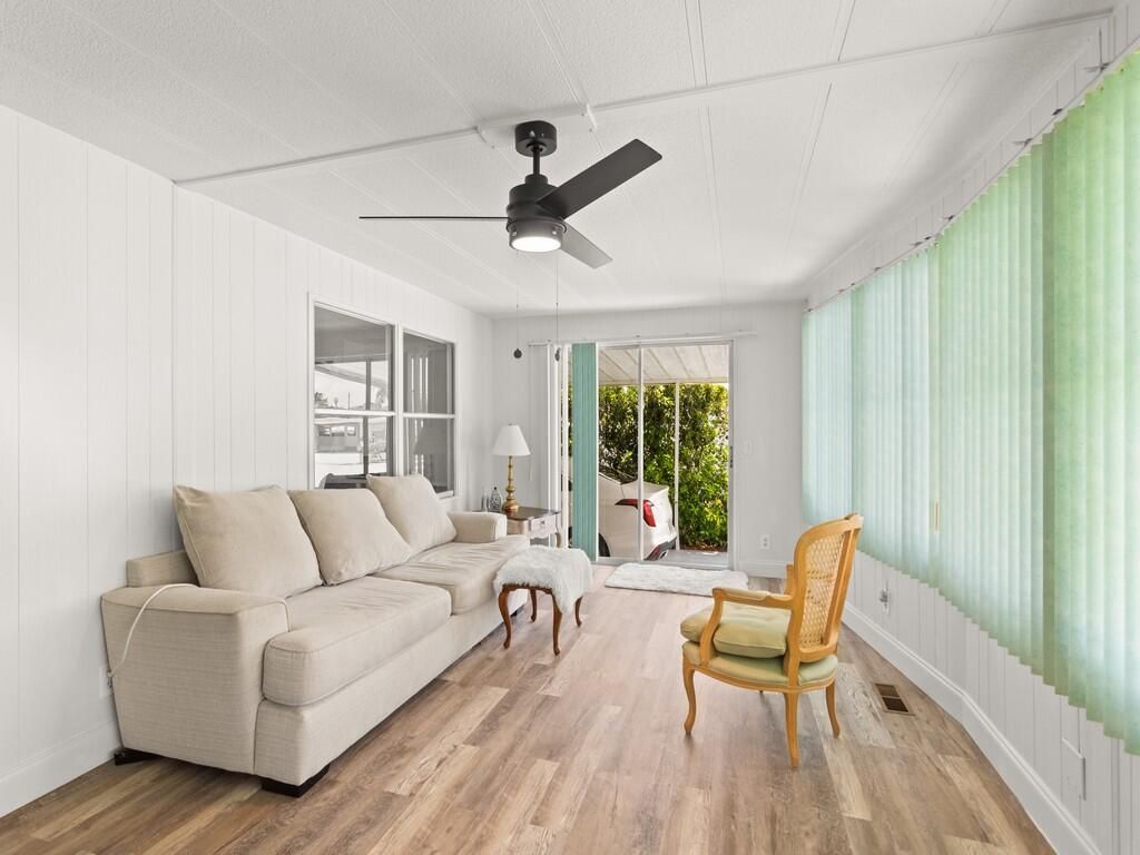 125 La Vaughn Circle, Jensen Beach, FL 34957 Photo