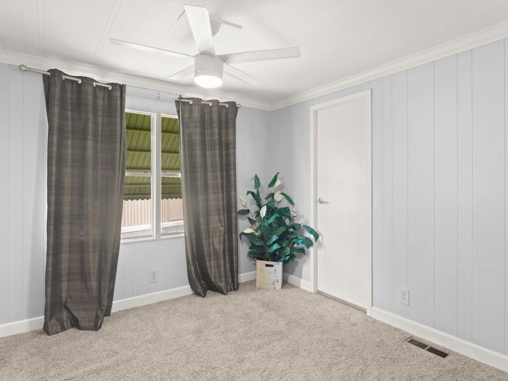 125 La Vaughn Circle, Jensen Beach, FL 34957 Photo