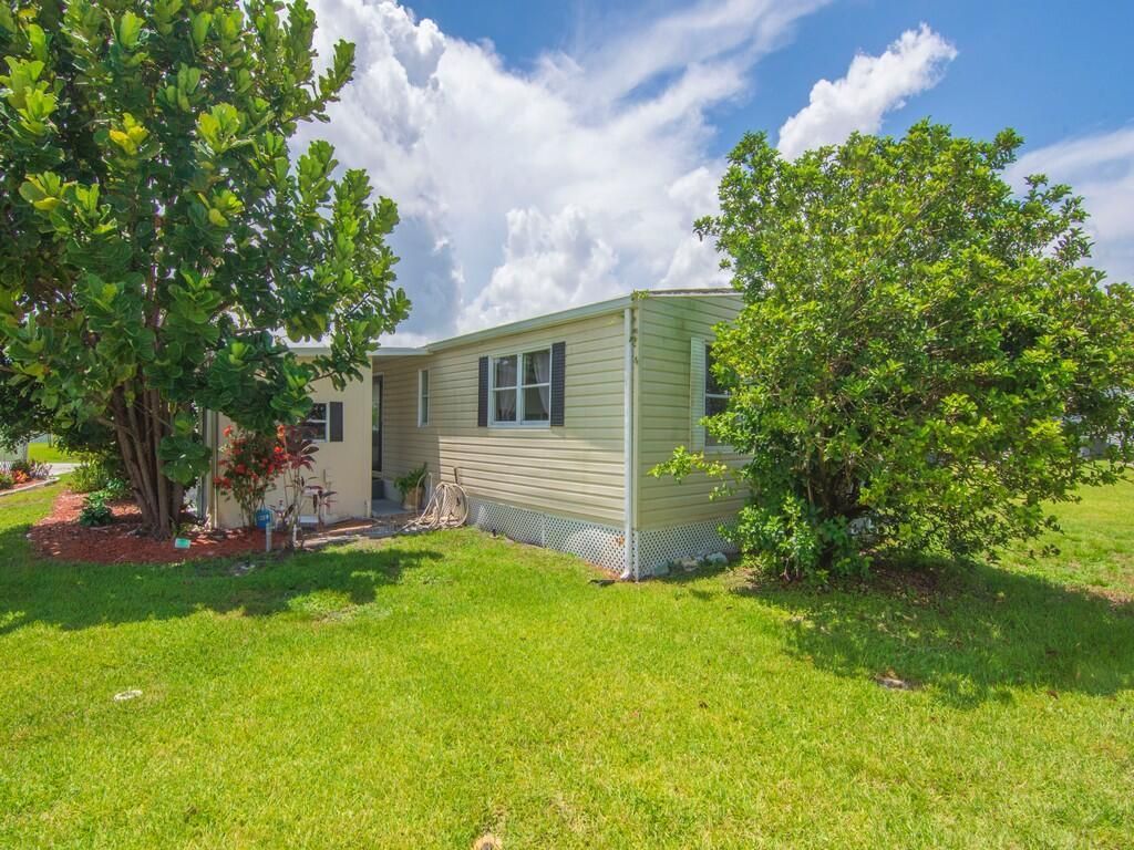 125 La Vaughn Circle, Jensen Beach, FL 34957 Photo