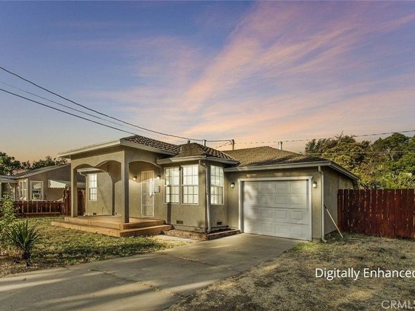 136 Village Road, Modesto, CA 95354