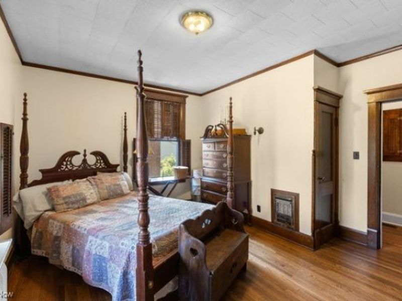 121 Maple Avenue, Bethesda, OH 43719 Photo 21