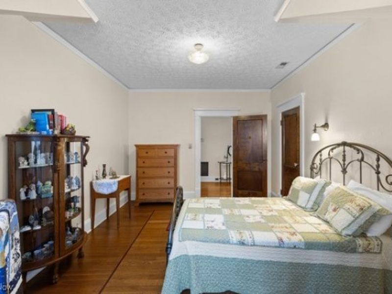 121 Maple Avenue, Bethesda, OH 43719 Photo 32