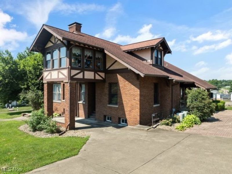 121 Maple Avenue, Bethesda, OH 43719 Photo 6