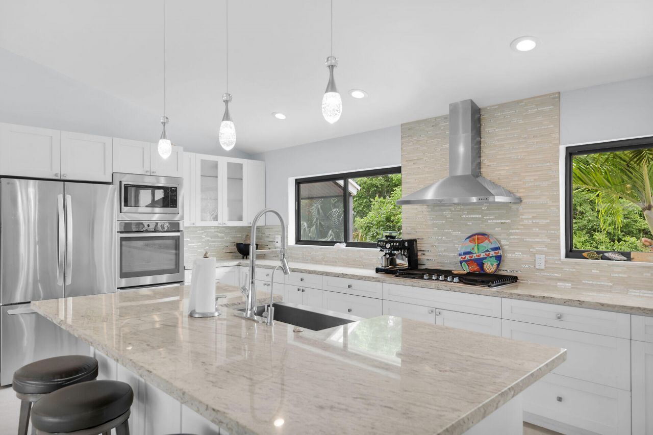 31 S Carysfort Circle, Key Largo, FL 33037 Photo