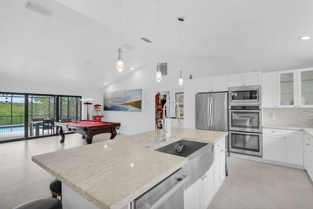 31 S Carysfort Circle, Key Largo, FL 33037 Photo