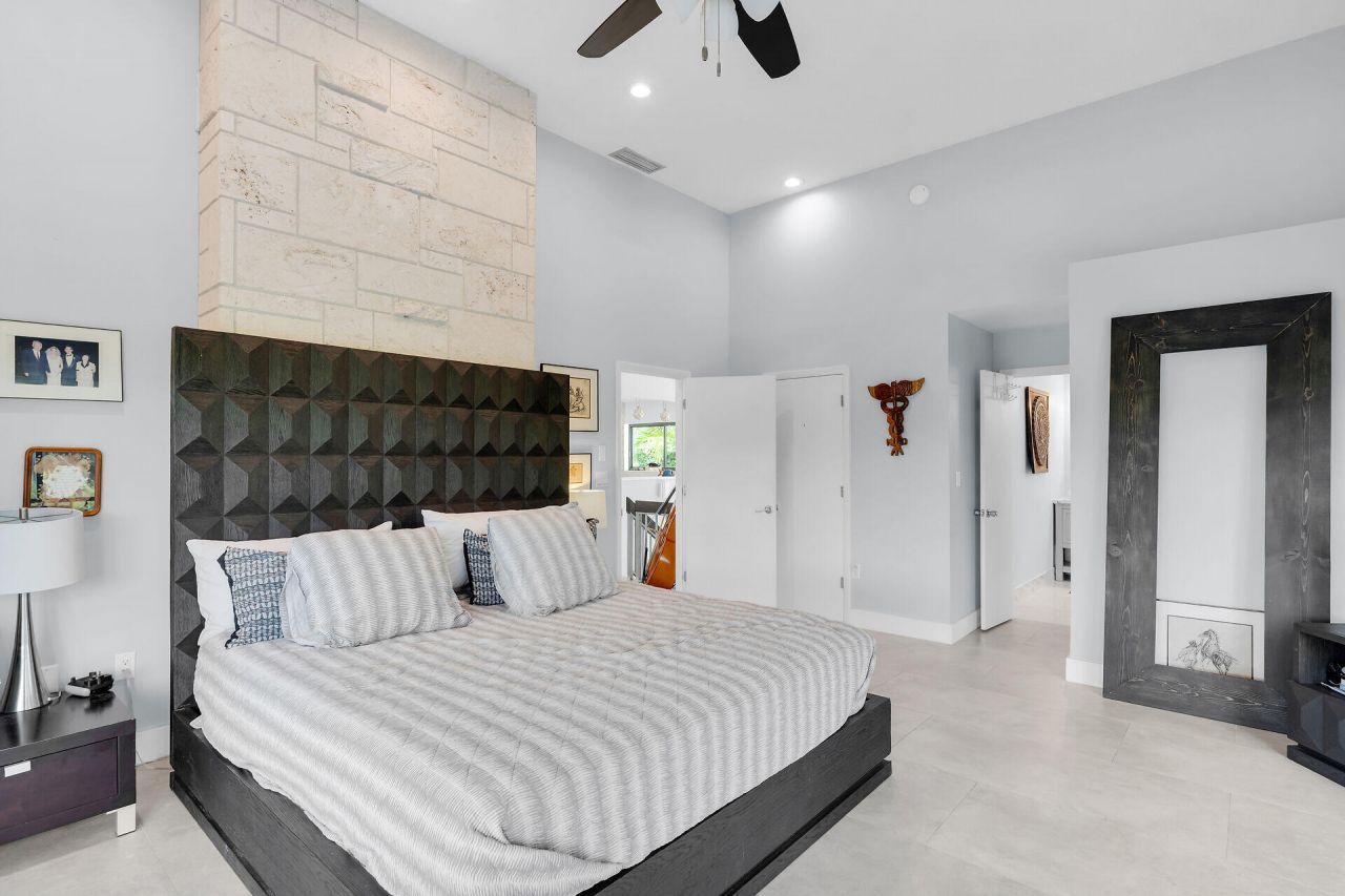 31 S Carysfort Circle, Key Largo, FL 33037 Photo