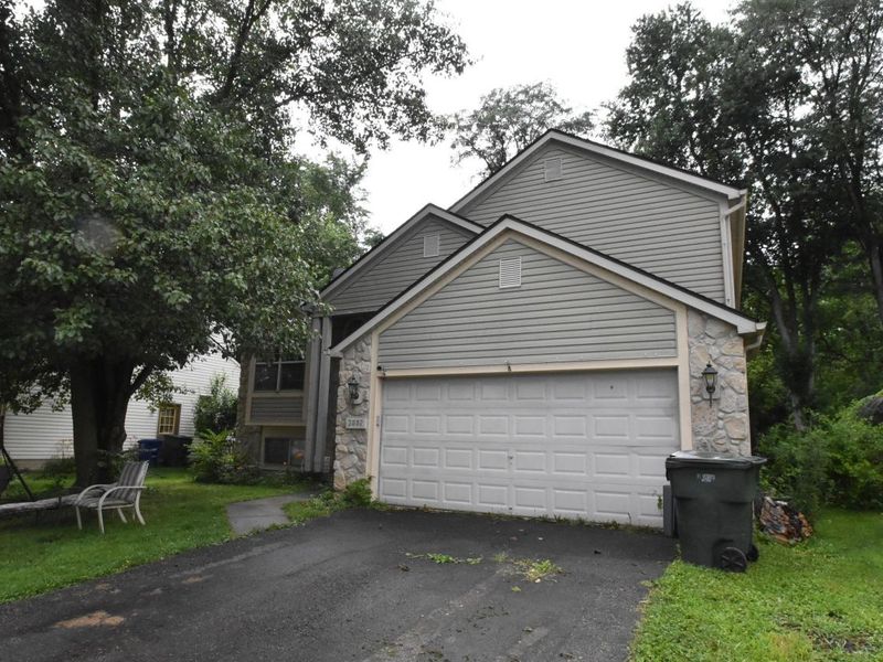 3887 Highland Bluff Drive, Groveport, OH 43125 Photo 3