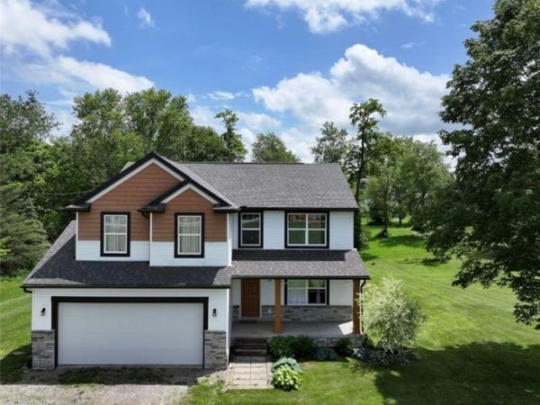 324 Central Street, Hopedale, OH 43976