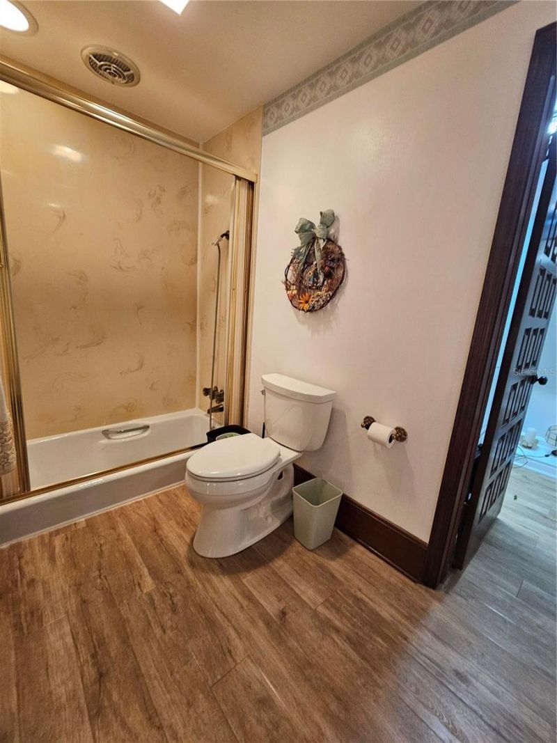 200 Island Way, Winter Haven, FL 33884 Photo