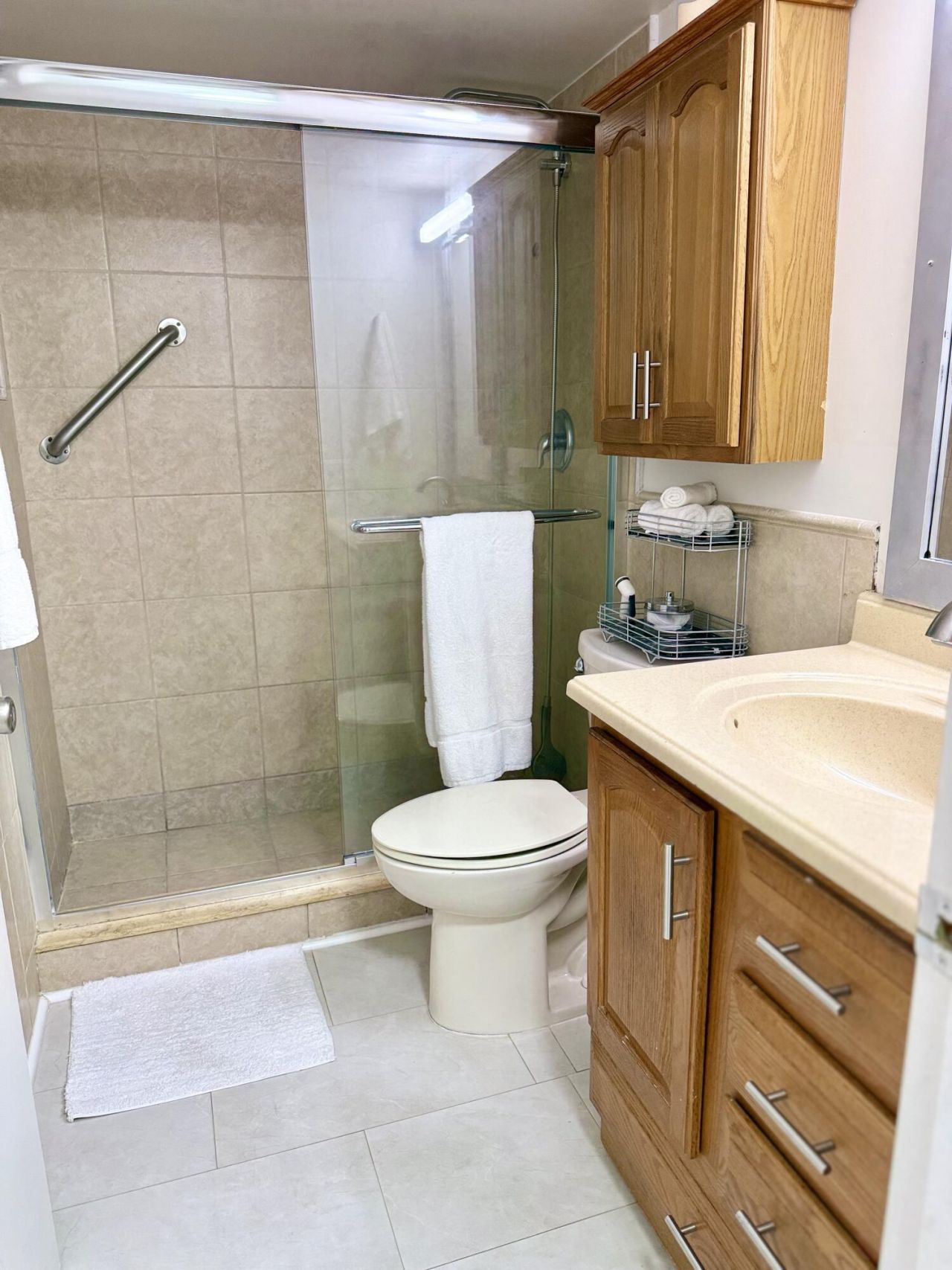 200 Village Green Circle E, Unit 310, Palm Springs, FL 33461 Photo