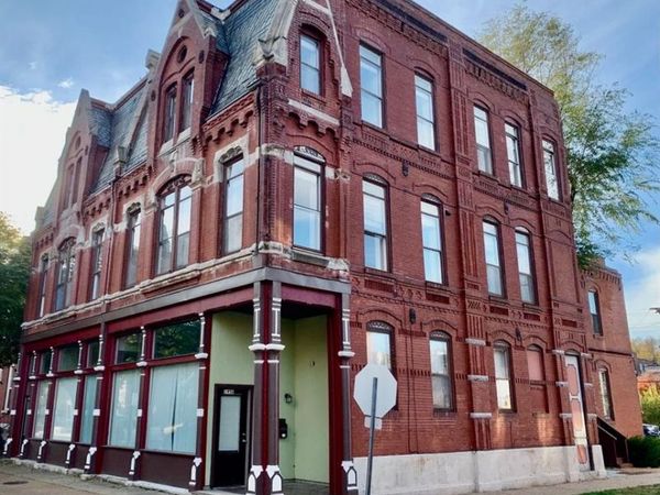 1956 Sidney Street, St Louis, MO 63104