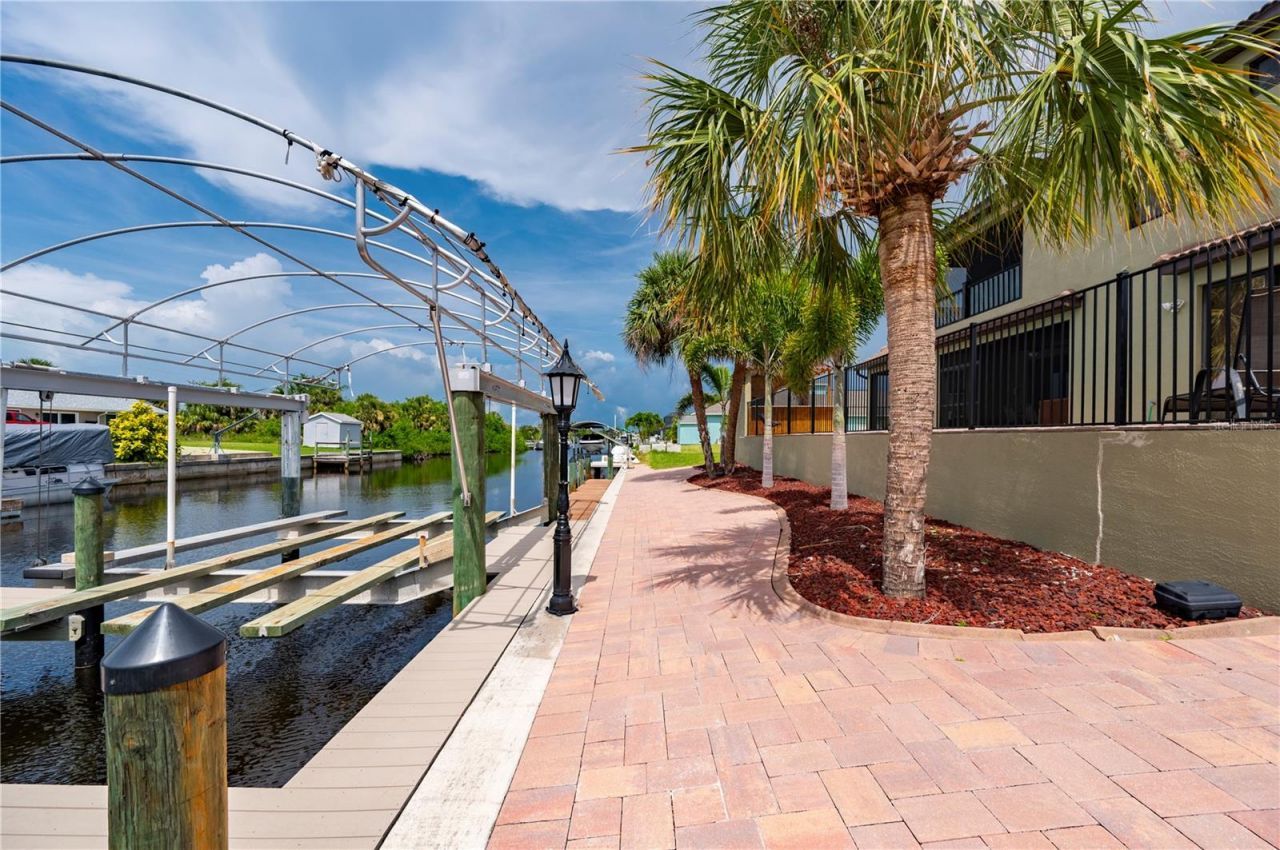 18189 Ohara Drive, Port Charlotte, FL 33948 Photo