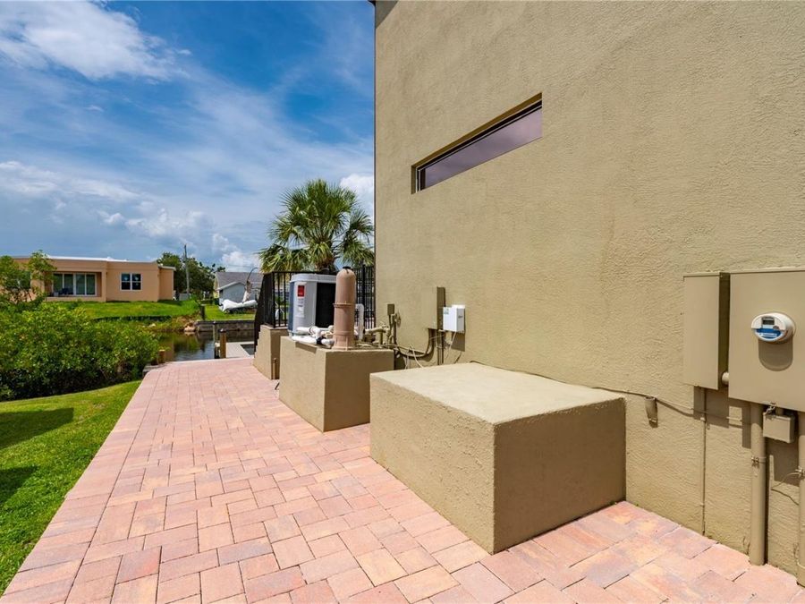 Property Image 77