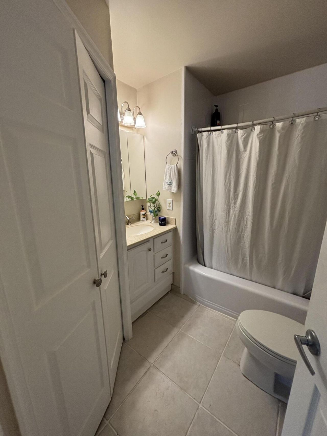 8833 Bella Vista Drive, Unit 8833, Boca Raton, FL 33433 Photo