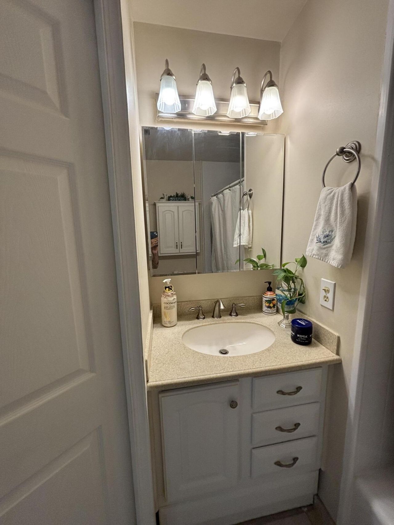 8833 Bella Vista Drive, Unit 8833, Boca Raton, FL 33433 Photo