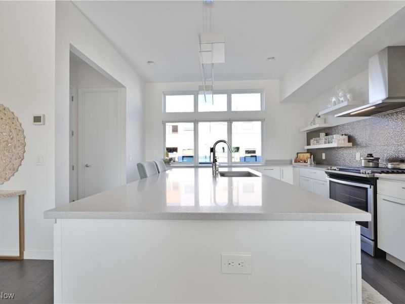 18875 Riversouth Terrace, Unit 35, Fairview Park, OH 44126 Photo 14