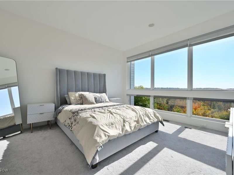 18875 Riversouth Terrace, Unit 35, Fairview Park, OH 44126 Photo 16