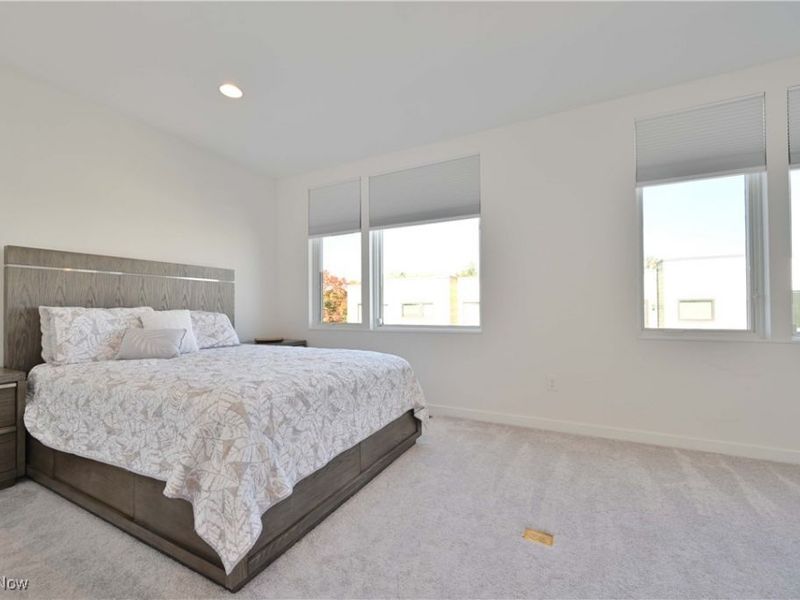 18875 Riversouth Terrace, Unit 35, Fairview Park, OH 44126 Photo 22