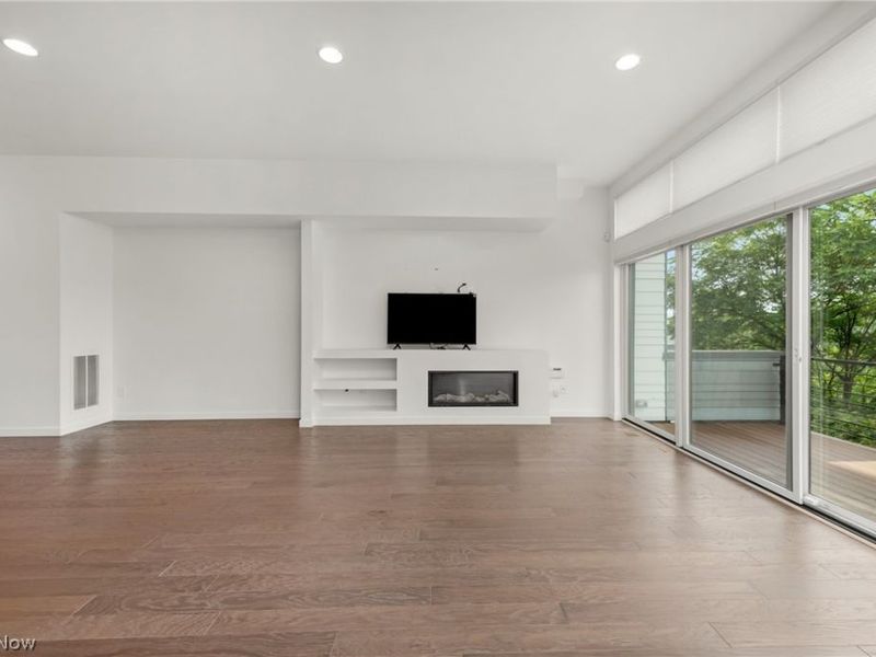 18875 Riversouth Terrace, Unit 35, Fairview Park, OH 44126 Photo 22