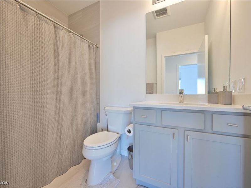 18875 Riversouth Terrace, Unit 35, Fairview Park, OH 44126 Photo 26