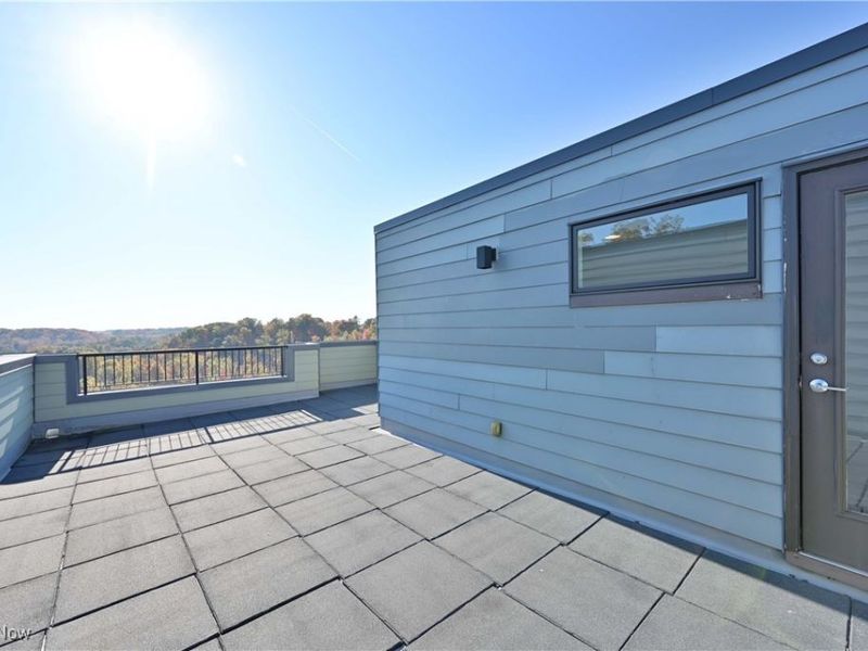 18875 Riversouth Terrace, Unit 35, Fairview Park, OH 44126 Photo 30