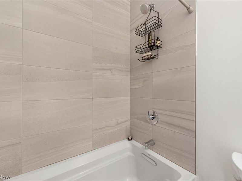 18875 Riversouth Terrace, Unit 35, Fairview Park, OH 44126 Photo 34