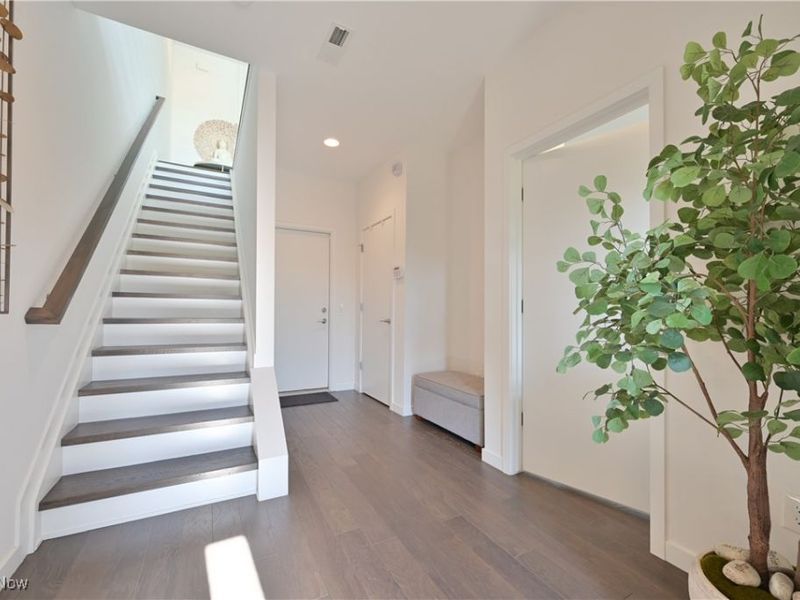 18875 Riversouth Terrace, Unit 35, Fairview Park, OH 44126 Photo 4